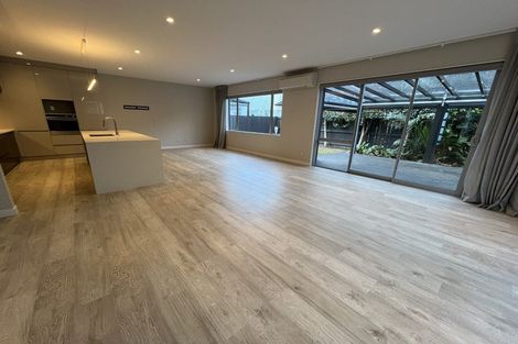 Photo of property in 5 Wicket Lane, Whenuapai, Auckland, 0618