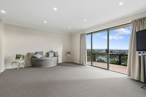 Photo of property in 40d James Laurie Street, Henderson, Auckland, 0612