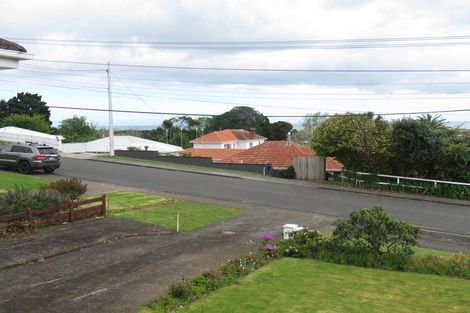 Photo of property in 7 Lismore Street, Strandon, New Plymouth, 4312