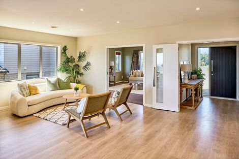 Photo of property in 107 Endeavour Drive, Whitby, Porirua, 5024