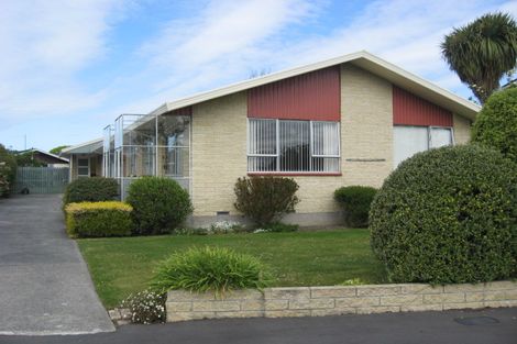 Photo of property in 1/32 Brogar Place, Casebrook, Christchurch, 8051