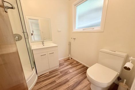 Photo of property in 1/27 South Karori Road, Karori, Wellington, 6012