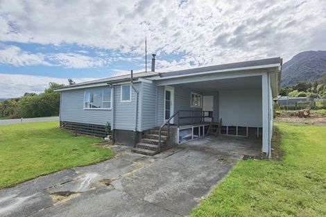 Photo of property in 13 Main Road, Fox Glacier, 7886