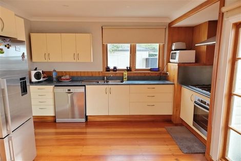 Photo of property in 3 Waterhouse Street, Taradale, Napier, 4112