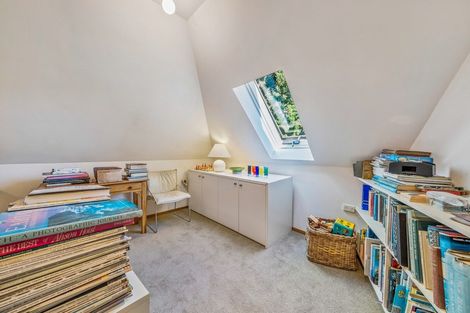 Photo of property in 8a Margaret Street, Wadestown, Wellington, 6012