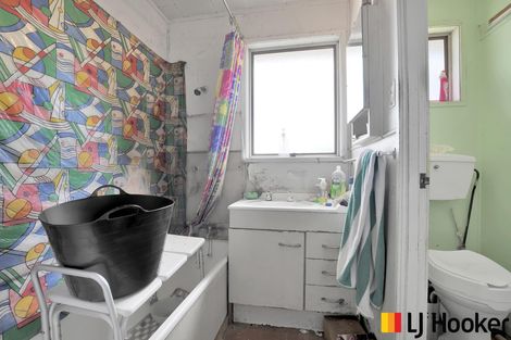 Photo of property in 101 Mahia Road, Wattle Downs, Auckland, 2103