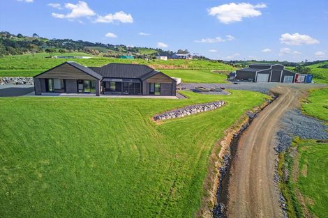 Photo of property in 717 Millbrook Road, Waipu, 0582