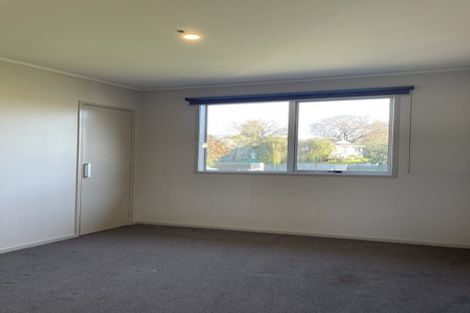 Photo of property in 13 Lisa Rise, Half Moon Bay, Auckland, 2012