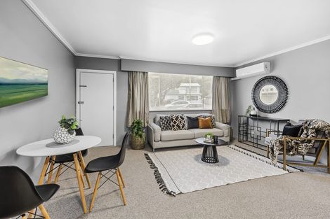 Photo of property in 2/246 Main Road, Tawa, Wellington, 5028