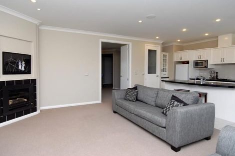 Photo of property in 21 Akaroa Road, Poraiti, Napier, 4112