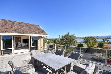 Photo of property in 76 Greenwich Street, Waihola, Milton, 9073