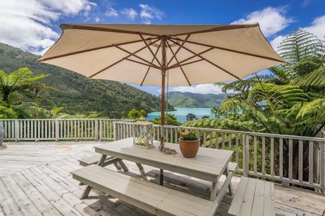 Photo of property in 2 Soucis Lane, Okiwi Bay, 7193