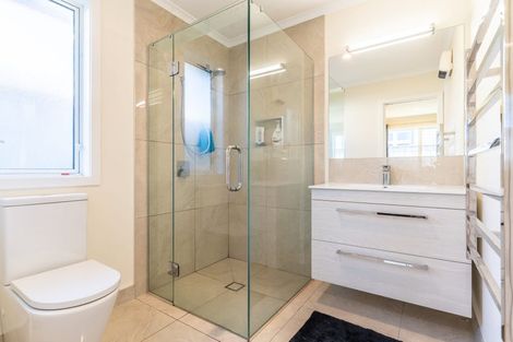 Photo of property in 67a Botanical Road, Takaro, Palmerston North, 4412