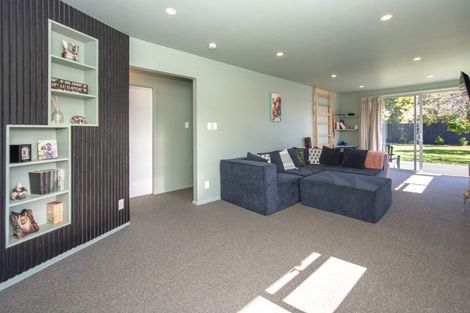 Photo of property in 209 Queenspark Drive, Parklands, Christchurch, 8083