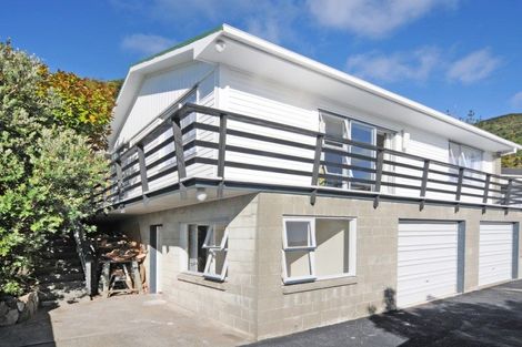 Photo of property in 61 Allington Road, Karori, Wellington, 6012