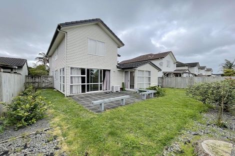Photo of property in 30 The Track, Takanini, 2112
