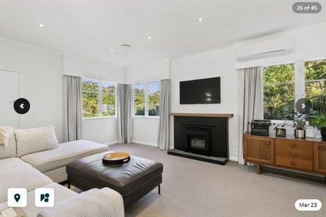 Photo of property in 51 Jackson Street, Island Bay, Wellington, 6023