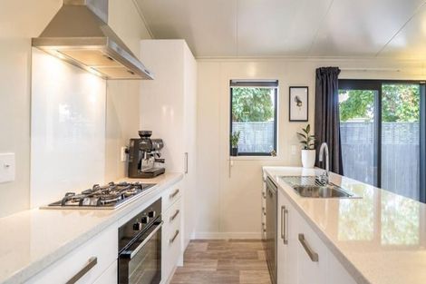 Photo of property in 33a Ruahine Street, Trentham, Upper Hutt, 5018