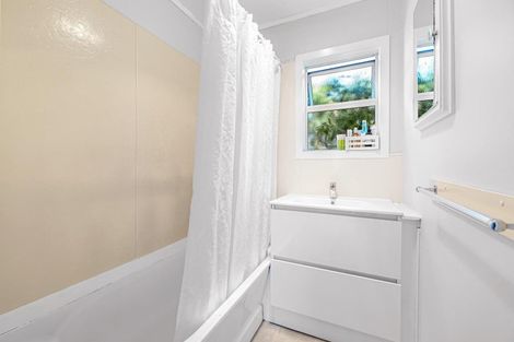 Photo of property in 5b Somerset Grove, Parkvale, Tauranga, 3112