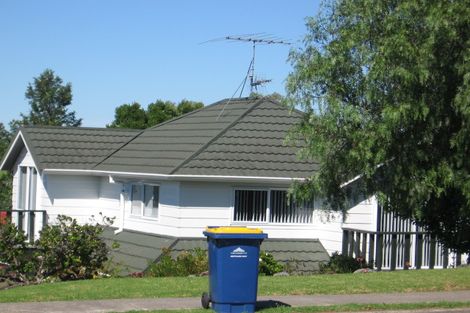 Photo of property in 1/32 Arran Road, Browns Bay, Auckland, 0630