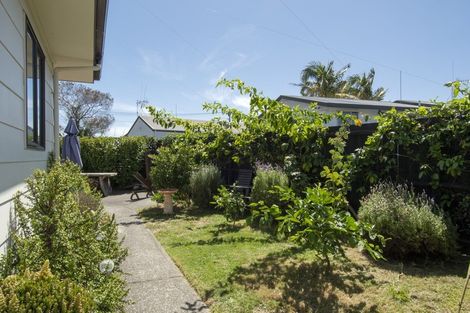 Photo of property in 4 Greenpark Way, Greerton, Tauranga, 3112