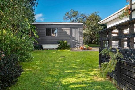 Photo of property in 11 Whenuariri Place, Maketu, Te Puke, 3189