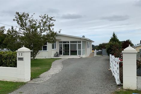 Photo of property in 32 Charles Street, Weston, Oamaru, 9401