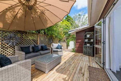 Photo of property in 2/25 Lucinda Place, Glen Eden, Auckland, 0602