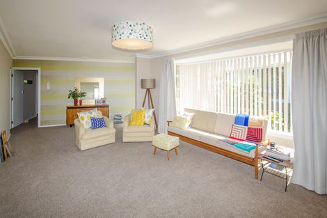 Photo of property in 17 Duff Place, Mosgiel, 9024