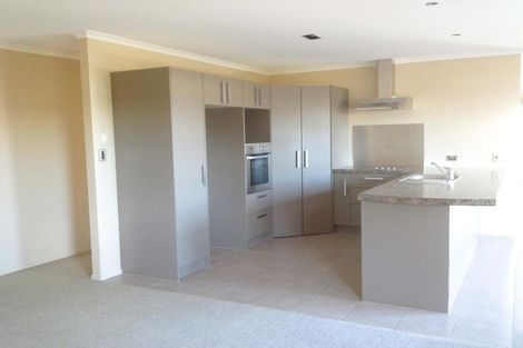 Photo of property in 3 Manuka Place, Whalers Gate, New Plymouth, 4310