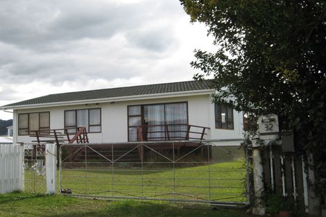 Photo of property in 32 Hornsea Road, Tairua, 3508