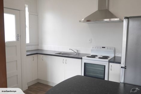 Photo of property in 20 Mornington Road, Balaclava, Dunedin, 9011