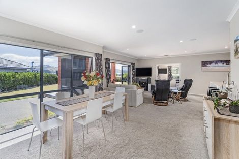 Photo of property in 6 Roseberry Place, Whitianga, 3510