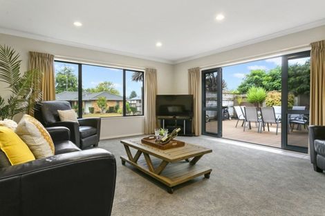 Photo of property in 4 Chesterton Drive, Leamington, Cambridge, 3432