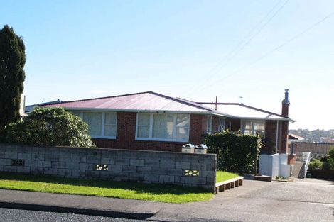 Photo of property in 80 Litten Road, Cockle Bay, Auckland, 2014