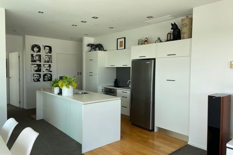 Photo of property in Sentinel Apartments, 706/3 Northcroft Street, Takapuna, Auckland, 0622