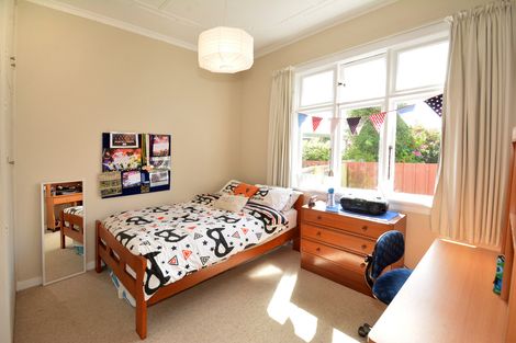 Photo of property in 27 Lochend Street, Musselburgh, Dunedin, 9013