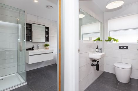 Photo of property in 19a Wharemauku Road, Raumati Beach, Paraparaumu, 5032