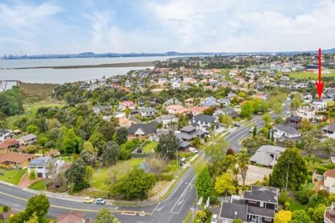 Photo of property in 63 Marina View Drive, West Harbour, Auckland, 0618