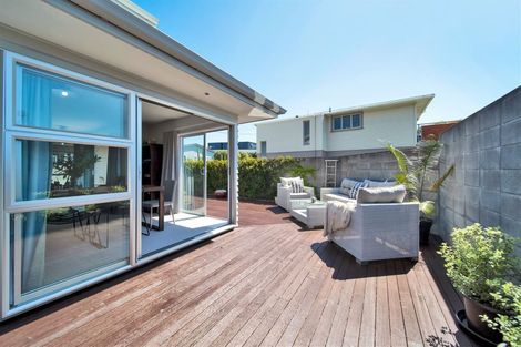 Photo of property in 19c Beach Street, Fitzroy, New Plymouth, 4312