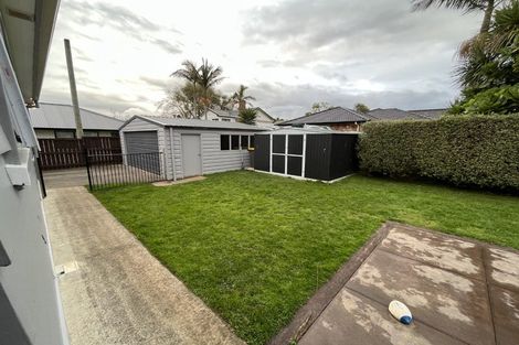 Photo of property in 13 Buchanan Road, Kingseat, Papakura, 2580