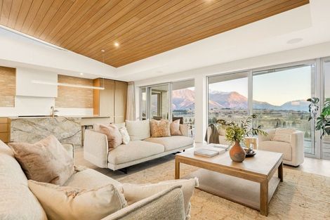 Photo of property in 16 Advance Terrace, Arrowtown, 9302