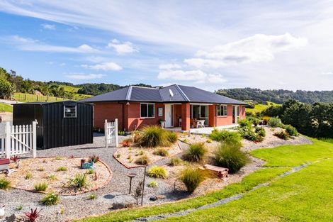 Photo of property in 80a Daniel Parade, Mangawhai, 0975