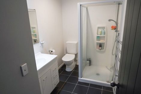 Photo of property in 1/143a Wiseley Road, West Harbour, Auckland, 0618