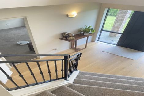 Photo of property in 2 Ellivani Rise, Pukekohe, 2120