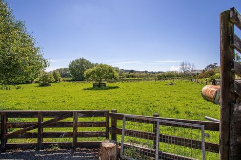 Photo of property in 2708 Kaipara Coast Highway, Glorit, Warkworth, 0984