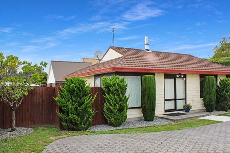 Photo of property in 2/26 Wiremu Street, Redwood, Christchurch, 8051