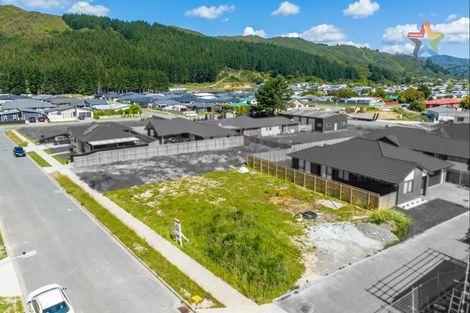 Photo of property in 9 Te Ara O Toroa, Wainuiomata, Lower Hutt, 5014