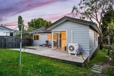 Photo of property in 34 Kelman Road, Kelston, Auckland, 0602