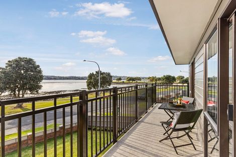 Photo of property in 1/42 Kiwi Esplanade, Mangere Bridge, Auckland, 2022